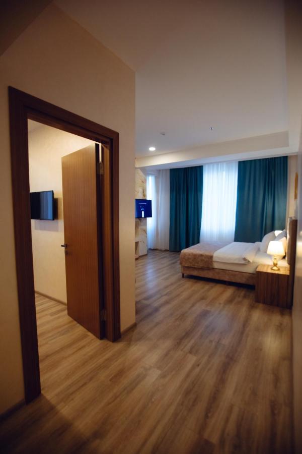 La Corne Hotel Baku Exteriör bild