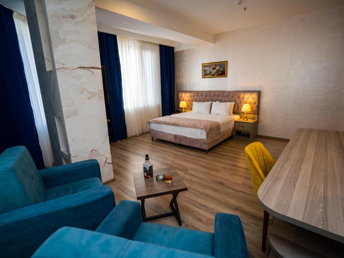 La Corne Hotel Baku Exteriör bild